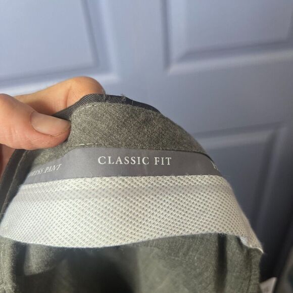 Haggar Premium Comfort Dress Pant Flat Front Classic Fit Gray Trouser Size 40/29 - Picture 10 of 12